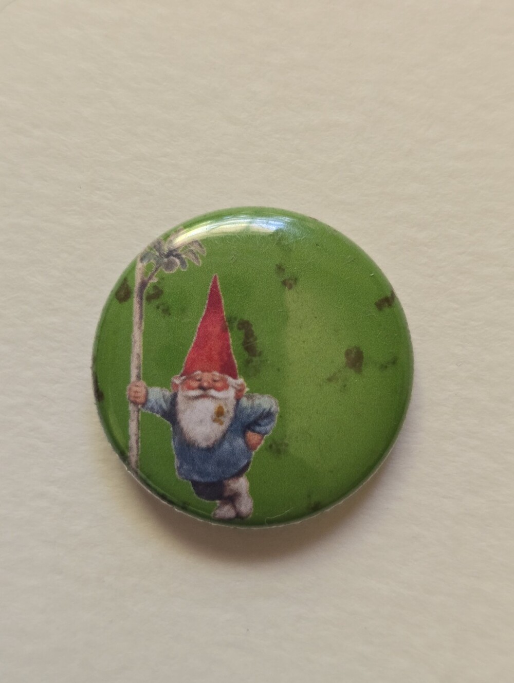 Gnome Pin Button